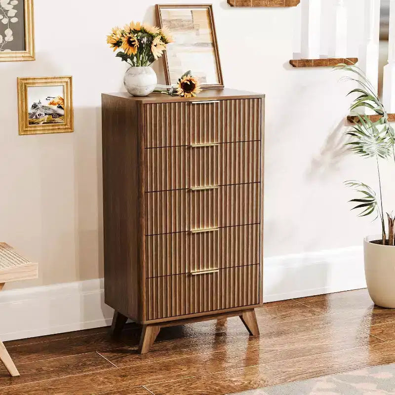 Commode haute cannelée à 5 tiroirs