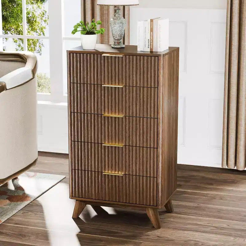 Commode haute cannelée à 5 tiroirs